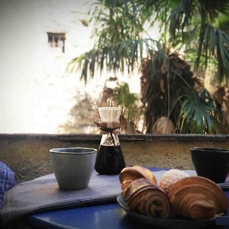 Studio Avec Terrasse Sur Cour, Authentique, Calme Awinion Zewnętrze zdjęcie